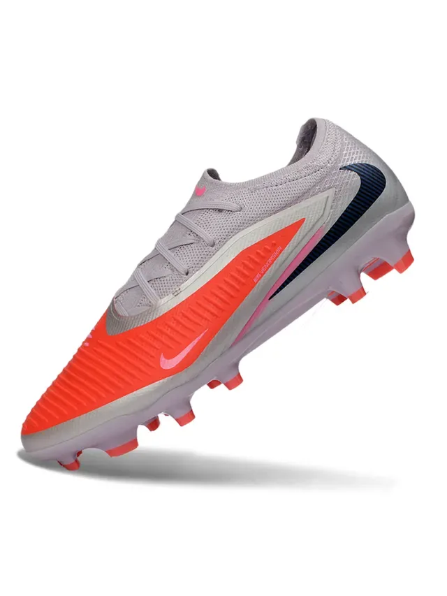Nike Phantom GT Zapatillas de fútbol Gris Naranja Low-Cut Knit Upper Asymmetric Chevron Overlay para terreno firme 3