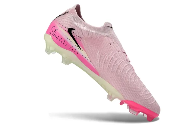 Nike Phantom GT गुलाबी पारदर्शी निट अपर ज्योमेट्रिक Swoosh ओवरले फर्म ग्राउंड फुटबॉल जूते 2