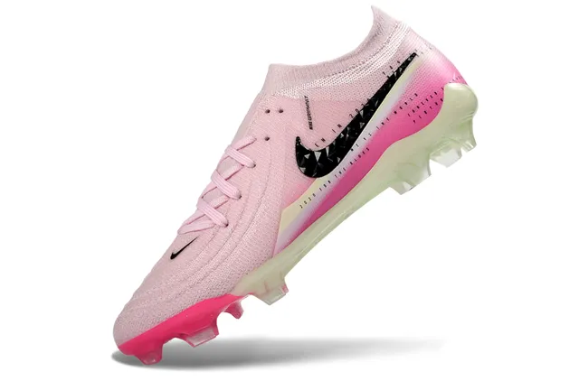 Nike Phantom GT गुलाबी पारदर्शी निट अपर ज्योमेट्रिक Swoosh ओवरले फर्म ग्राउंड फुटबॉल जूते 3