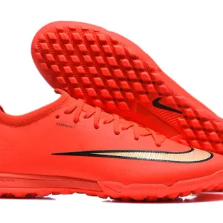 Nike Phantom GT 红黑低切针织鞋面模压方形钉草地足球鞋