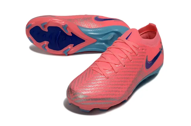 Nike Rose Bleu Chaussures de football à coupe basse en maille supérieure col à ajustement dynamique terrain ferme 3