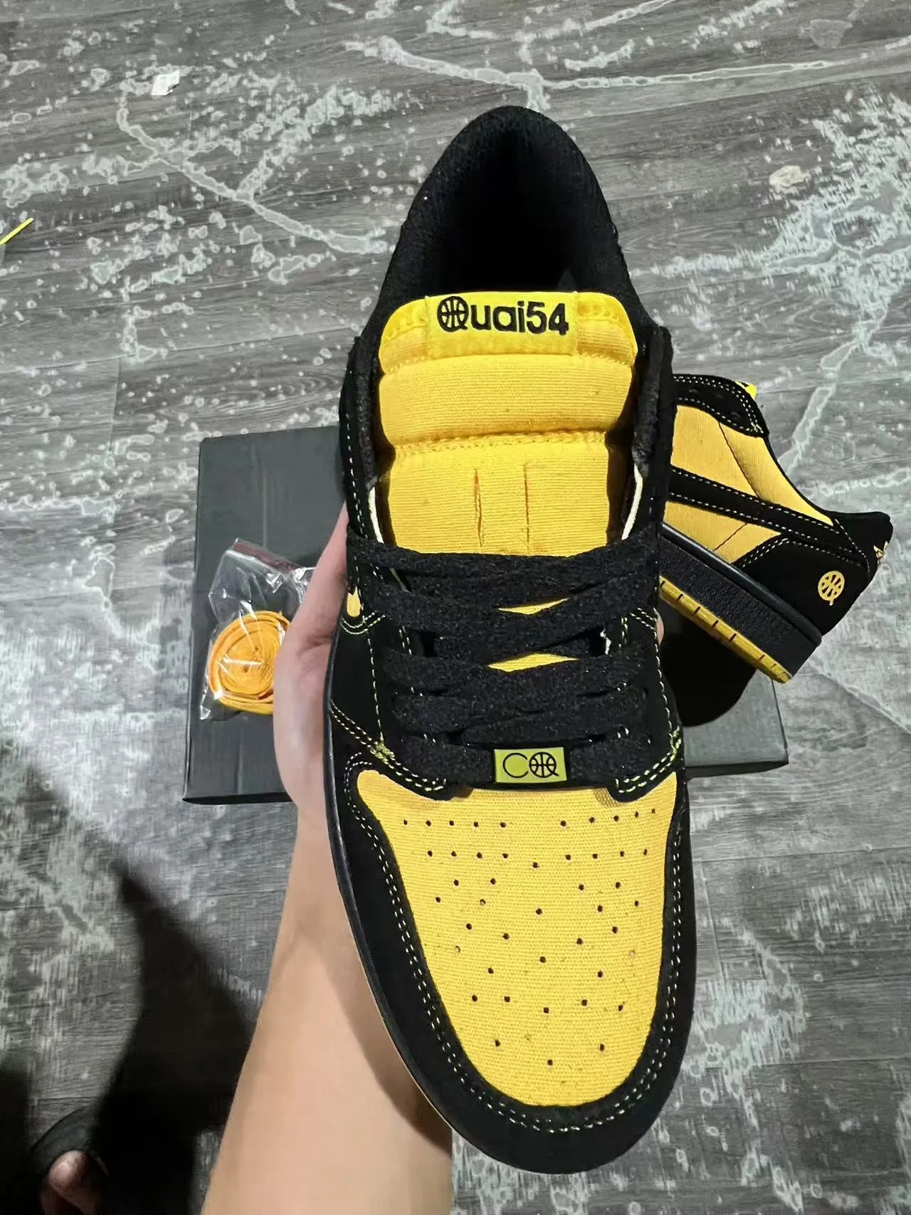 Nike SB Dunk Low Black Yellow Skateboard Shoes 3