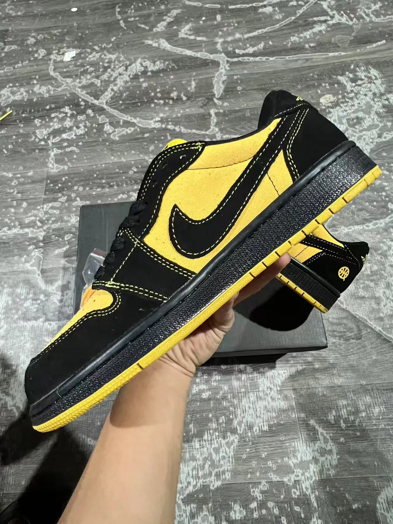 Nike SB Dunk Low Black Yellow Skateboard Shoes 5