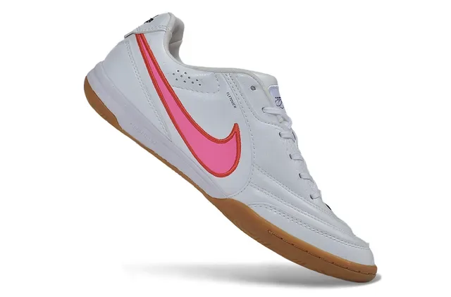 Nike Tiempo Branco Rosa Couro Superior Silhueta Baixa Tênis de Futebol Indoor 2