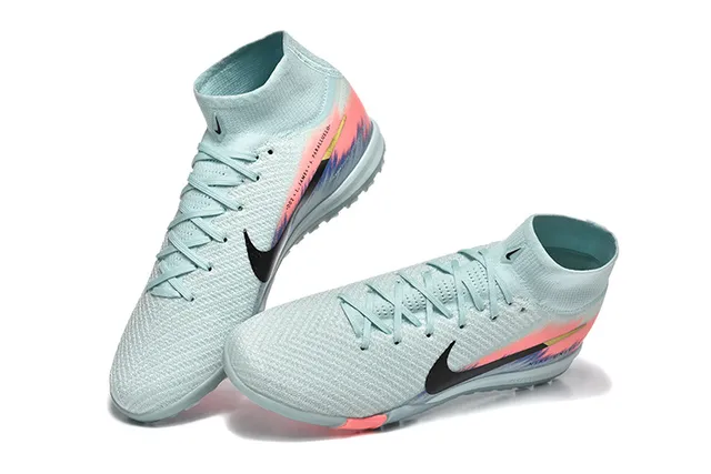 Nike United أحذية كرة القدم للعشب الأزرق الوردي مع جوارب نسيجية مع كولار مقطوع متوسط للجزء العلوي 2