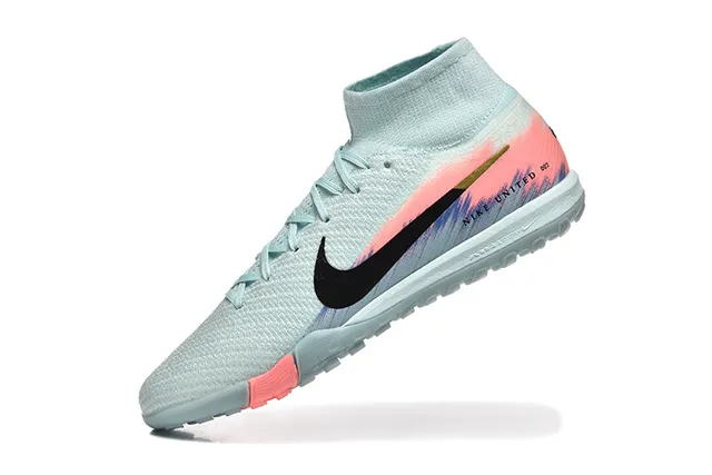 Nike United أحذية كرة القدم للعشب الأزرق الوردي مع جوارب نسيجية مع كولار مقطوع متوسط للجزء العلوي 4
