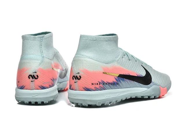 Nike United أحذية كرة القدم للعشب الأزرق الوردي مع جوارب نسيجية مع كولار مقطوع متوسط للجزء العلوي 5