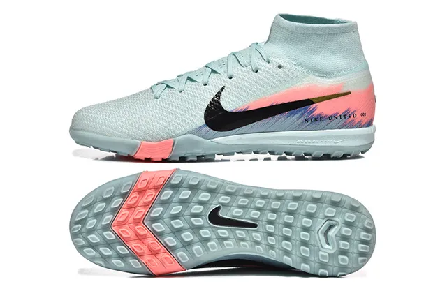 Nike United أحذية كرة القدم للعشب الأزرق الوردي مع جوارب نسيجية مع كولار مقطوع متوسط للجزء العلوي 9