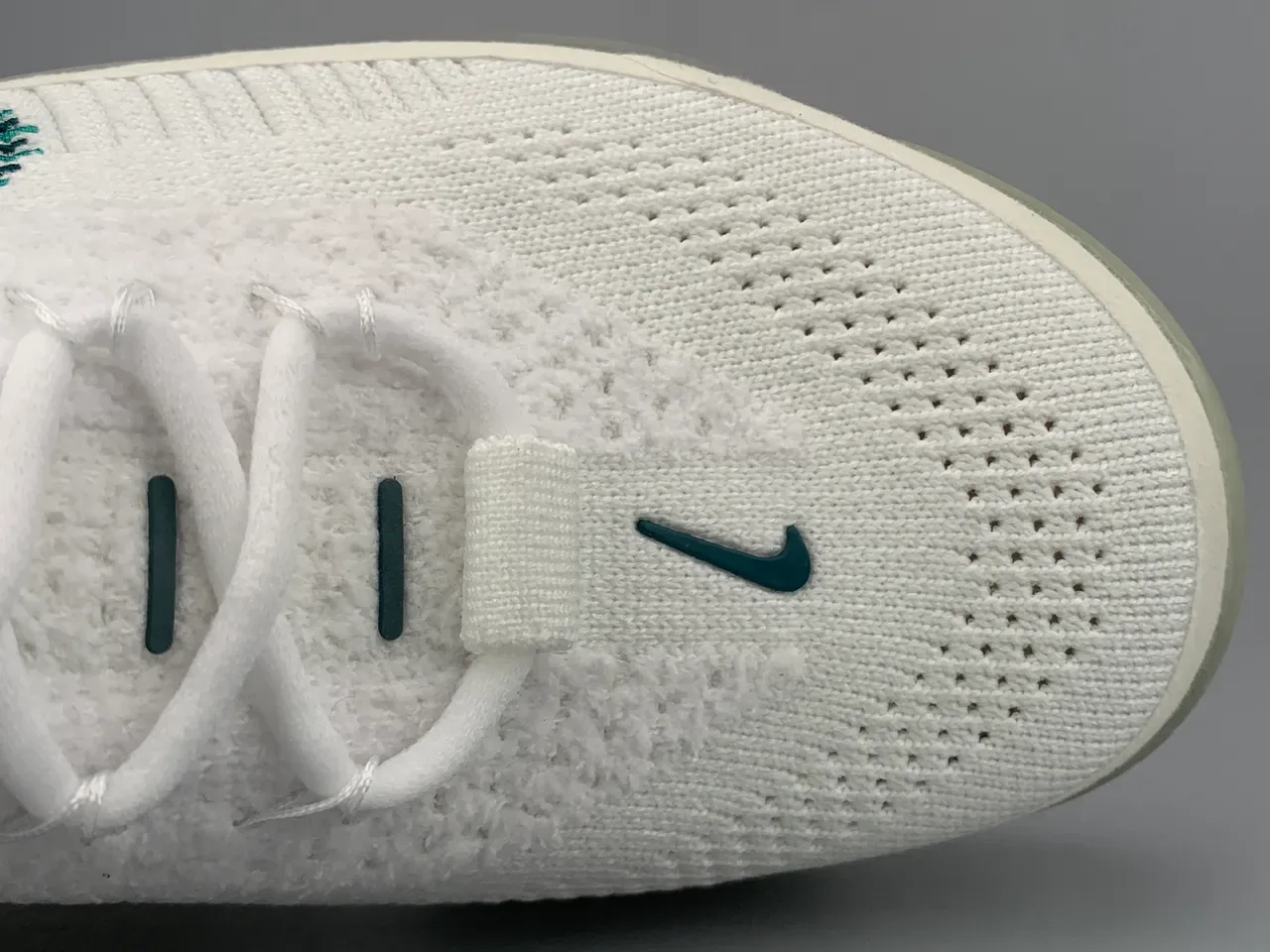 Nike Blanc Bleu Flyknit Upper Unité d'Air Visible Plein Longueur Lifestyle Sneakers 12