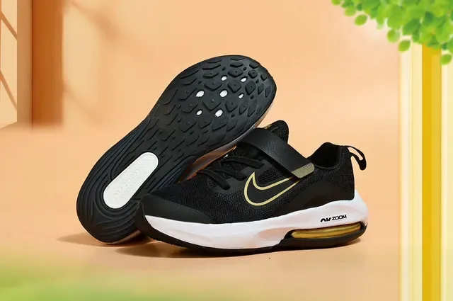 Nike White Blue Low-Top Mesh Upper Lifestyle Sneakers 24
