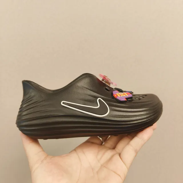 Nike zueco blanco gris espuma moldeada superior perforada 4