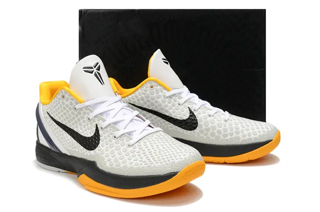 Nike White Orange Textured Honeycomb Upper Low-Top Silhouette Basketball Shoes 5