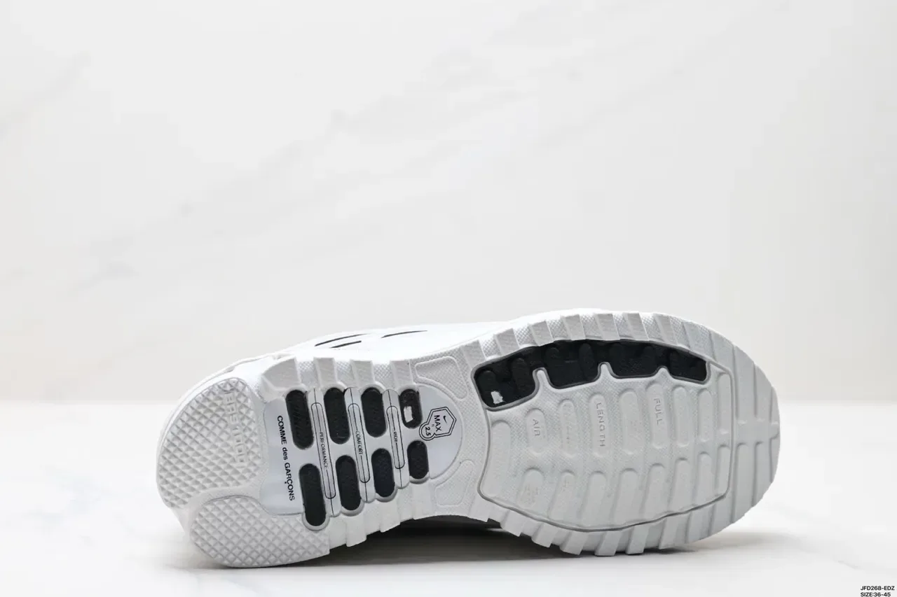 Nike Zoom 2K أسود أبيض الموجية الطبقية القفص الشبكي العلوي حذاء أسلوب حياة 3