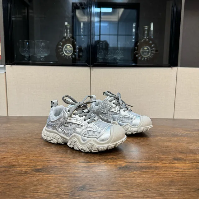 Nike Zoom 2K Off-White Black Chunky Sneakers 3