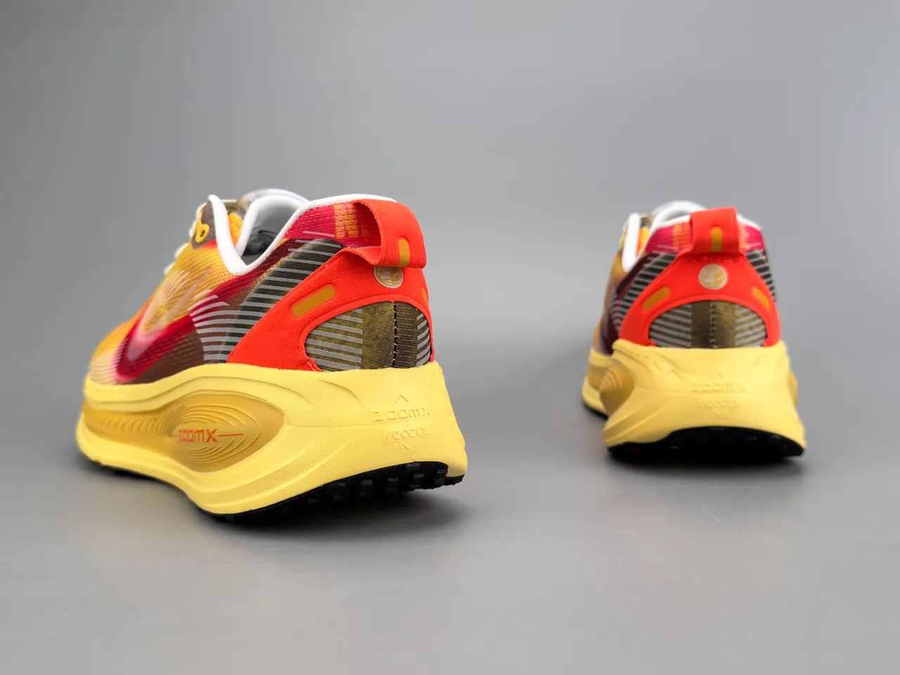Nike ZoomX Invincible Run Amarillo Rojo Malla ingenieril superior en capas sintético superposiciones zapatos de correr 6