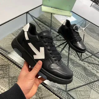 Off-White Black Diagonal Arrow Logo Perforated Toe Lifestyle Sneakers