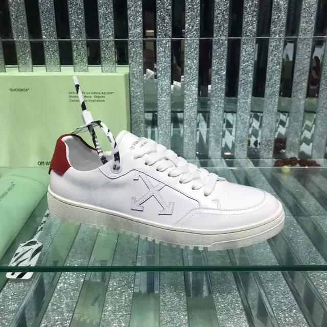 Off-White 对角箭头 白红 生活方式运动鞋 9