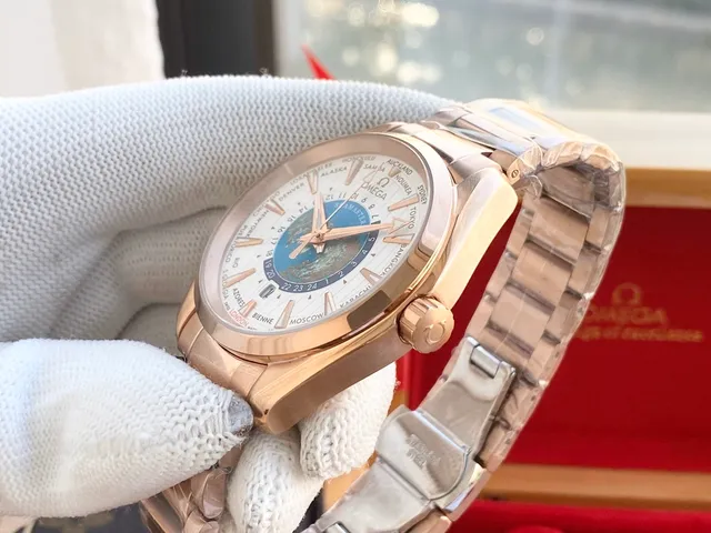 Omega Seamaster Worldtimer Rose Gold Mechanical Watch 4