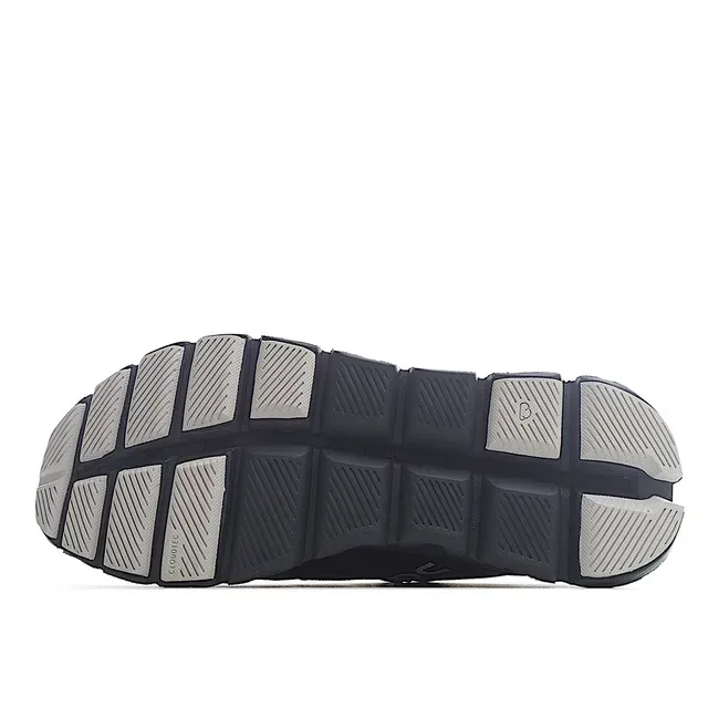 On Cloudmonster Negro y Gris Zapatillas de Running 5