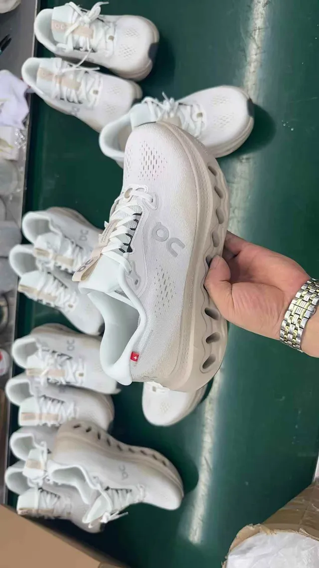 On Cloudsurfer 3 White Frost Running Shoes 7