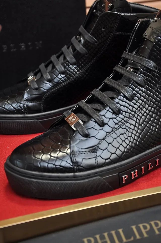 Philipp Plein Tênis Lifestyle de Couro de Serpente Preto com Cano Alto 2