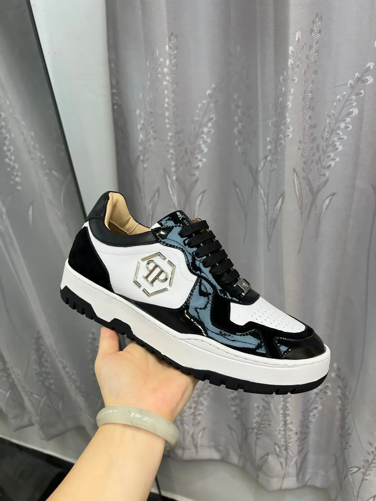 Philipp Plein Noir Blanc Panelled Upper Cuir Patenté Accents Lifestyle Sneakers 6