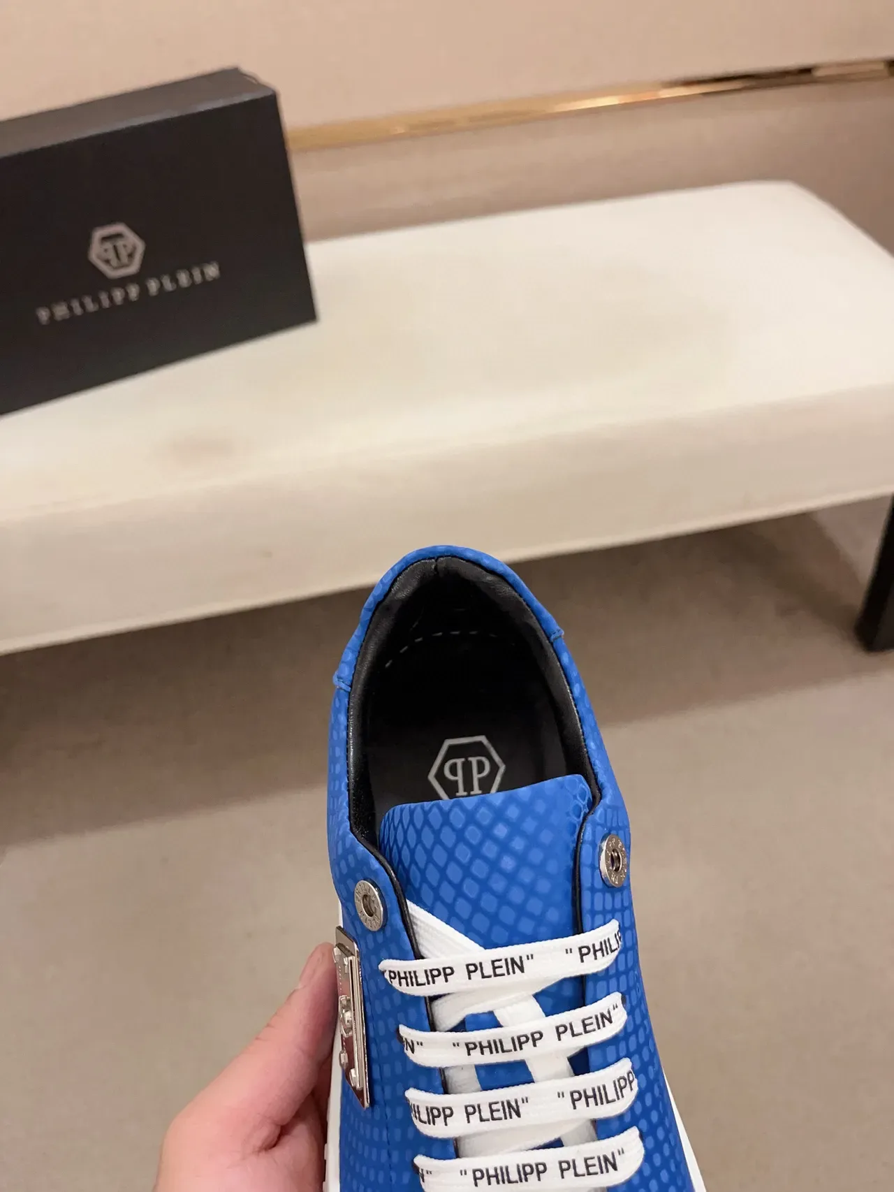 Philipp Plein Azul Branco Perfuração-Texturizado Superior Contraste Solado sneakers lifestyle 6
