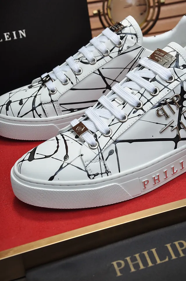 Philipp Plein Graffiti Print White Black Lifestyle Sneakers 3