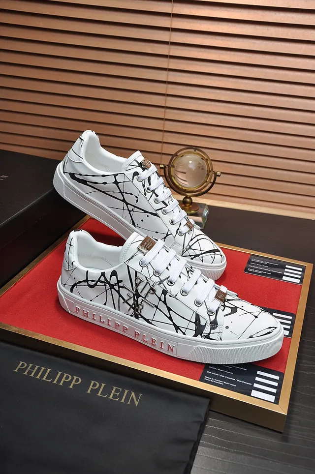 Philipp Plein Graffiti Print White Black Lifestyle Sneakers 6