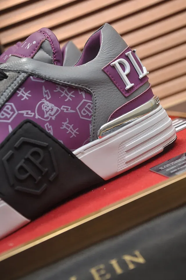 Philipp Plein Tênis Lifestyle Cinza Roxo Camadas De Couro E Sintético Na Parte Superior Capa De Pintura Patentada Brilhante Na Ponta 2