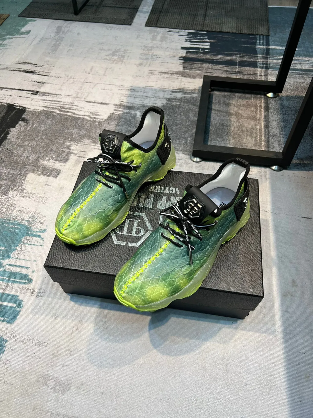 Philipp Plein Green Black Scale-Textured Knit Upper Translucent Sole Chunky Sneakers 5