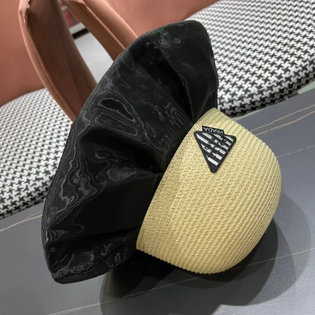 Prada Bege Preto Palha Trançada Coroa Tela Mármore Brilhante Borda Chapéu de Balde 11