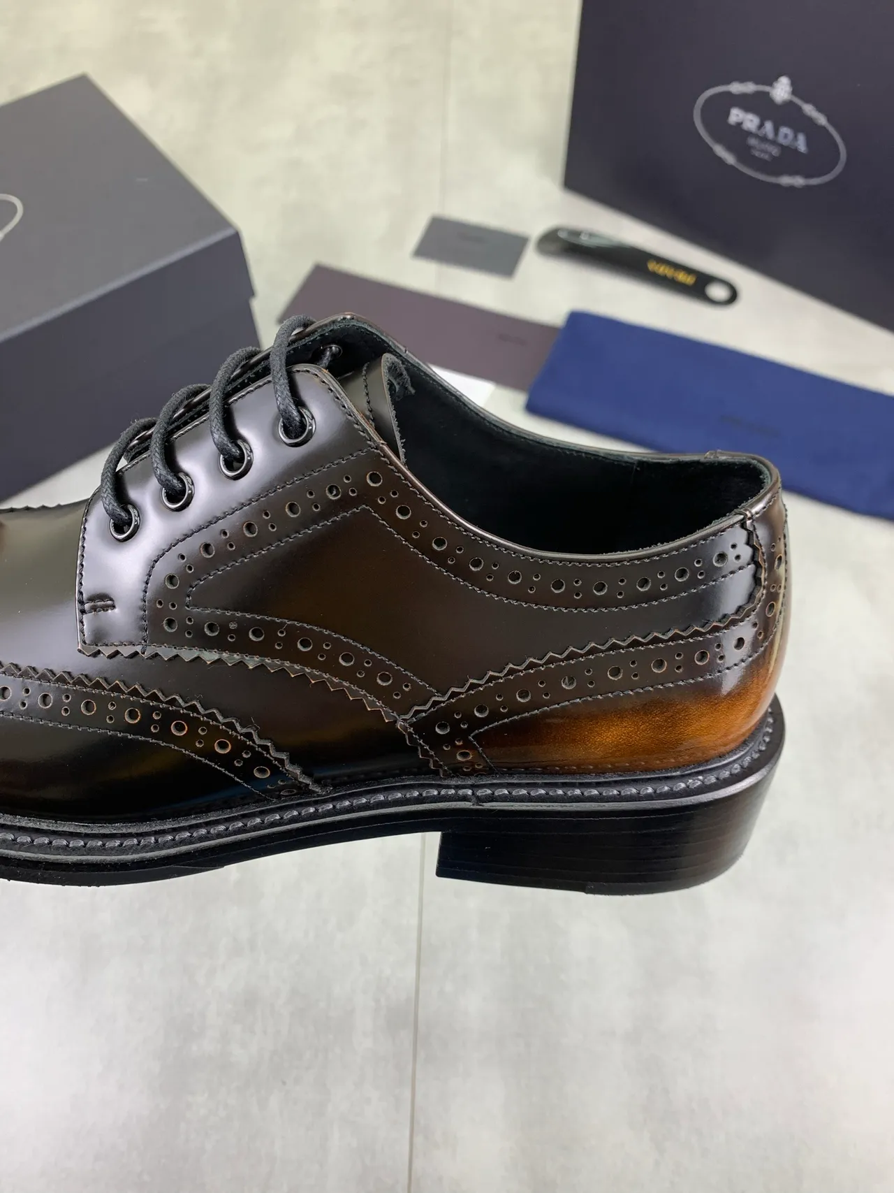 Prada Black Brown Two-Tone Polished Leather Full Wingtip Brogue 4