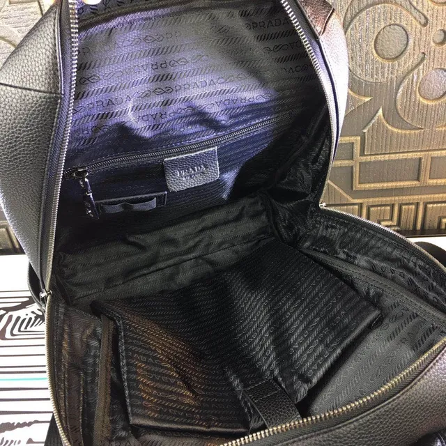 Prada Mochila de Cuero Pebbled Estructurada Casual Negra 5