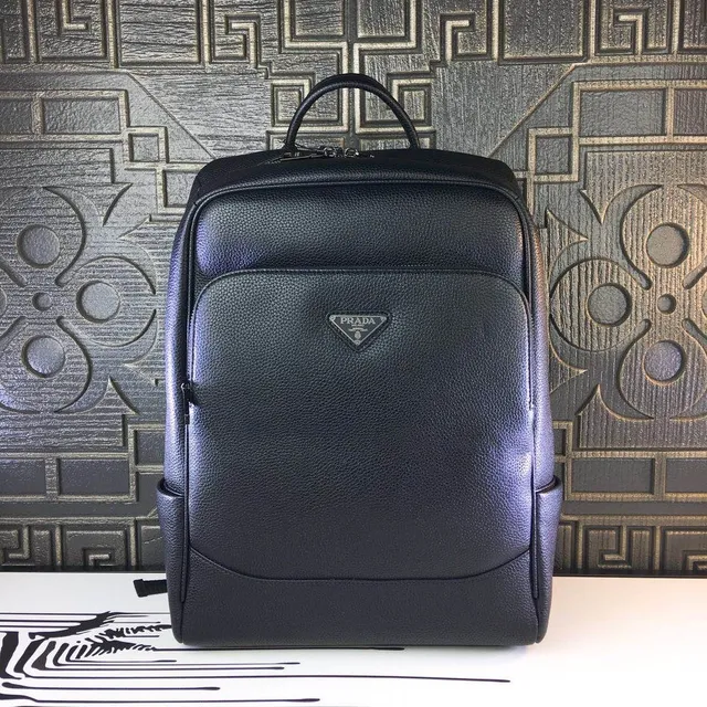Prada Mochila de Cuero Pebbled Estructurada Casual Negra 6