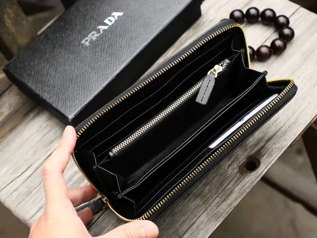 Prada Noir Saffiano Cuir Corps Smooth Top Flap Portefeuille Long 2