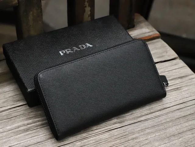 Prada Noir Saffiano Cuir Corps Smooth Top Flap Portefeuille Long 7