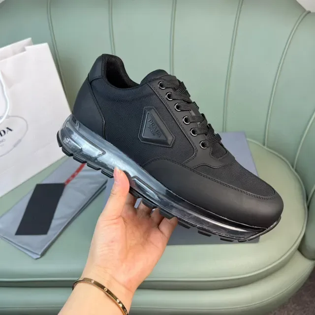 Prada Chaussures Lifestyle Noires Transparents en Maille et Synthétique Supérieure Translucide Semelle Interne Air-Cushion Translucide 4