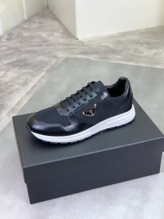 Prada Black White Mixed-Material Upper Glossy Patent Leather Lifestyle Sneakers 4