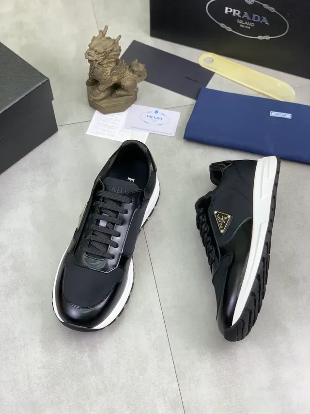 Prada Black White Mixed-Material Upper Glossy Patent Leather Lifestyle Sneakers 5