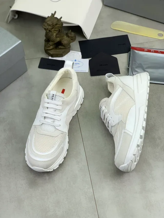 Prada Cloudbust أبيض وكريمي Mesh-Suede حذاء أسلوب حياة 5