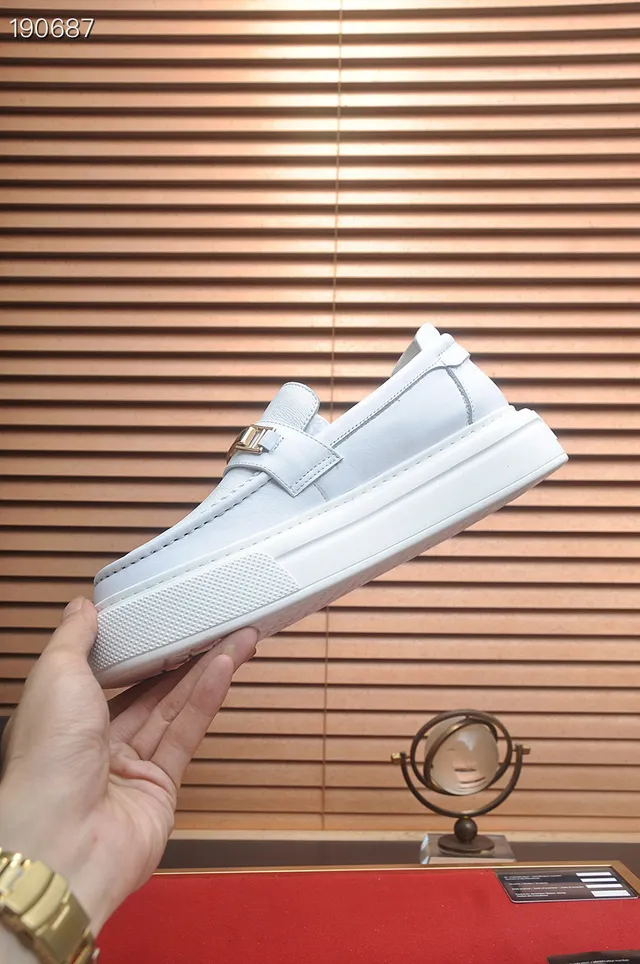 Prada Cloudbust सफेद चमड़े का H-Buckle प्लेटफॉर्म लोफर्स 7
