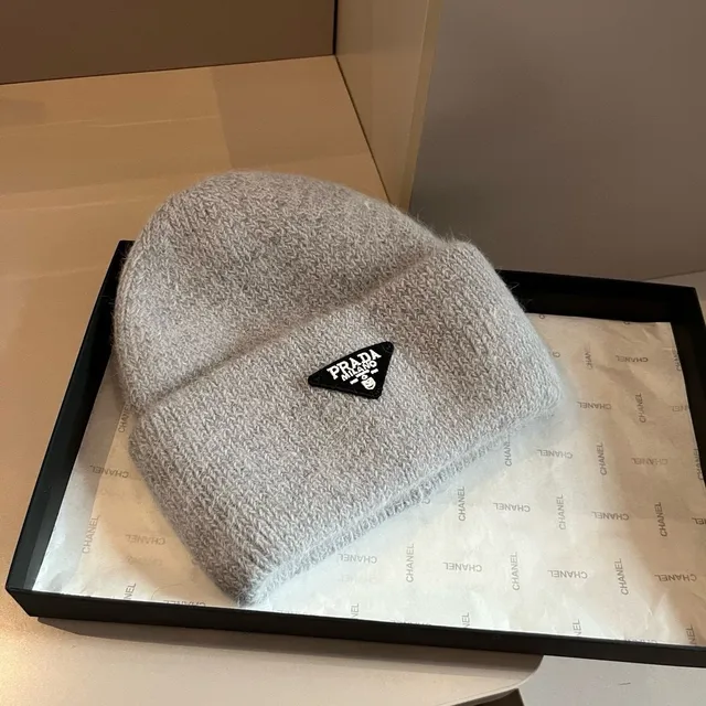 Prada Bonnet Gris Noir Tricoté à côtes manchette pliée 4
