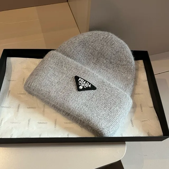 Prada Bonnet Gris Noir Tricoté à côtes manchette pliée 6