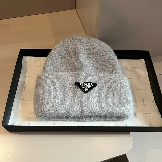 Prada Bonnet Gris Noir Tricoté à côtes manchette pliée 7