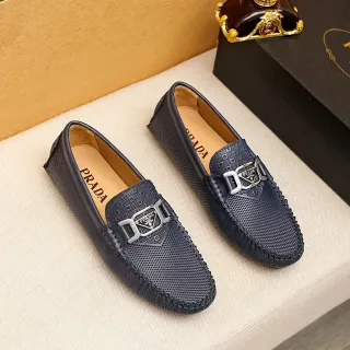 প্রাডা Horsebit Buckle লুফার Navy Beige পারফোরেটেড লেদার
