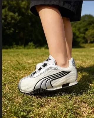 Puma Speedcat 白银黑 儿童生活方式运动鞋 13