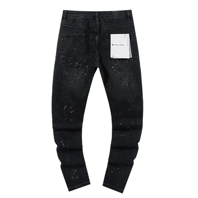 Jeans de Denim Preto Distressed com salpicaduras de tinta da marca Purple Brand 3