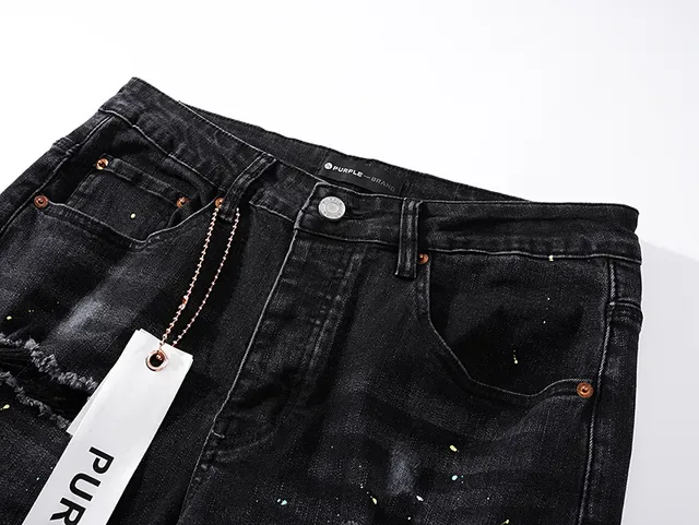 Jeans de Denim Preto Distressed com salpicaduras de tinta da marca Purple Brand 4