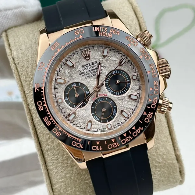 Rolex Cosmograph Daytona 玫瑰金 黑色橡胶 机械腕表 4